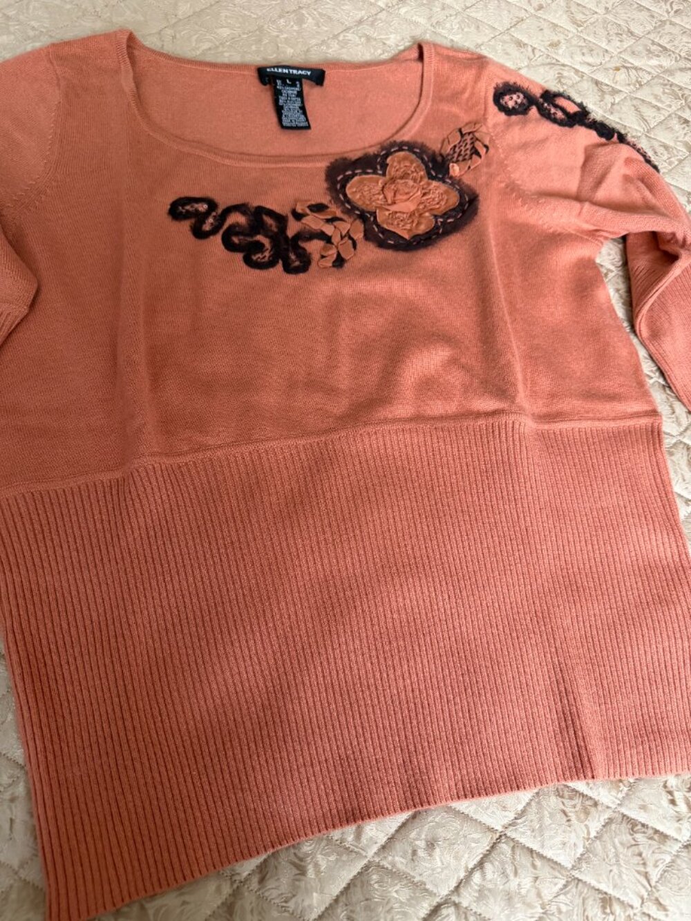 Ellen Tracy Cashmere & Silk Blend Floral Embroidered Sweater – Size L - Picture 2 of 5